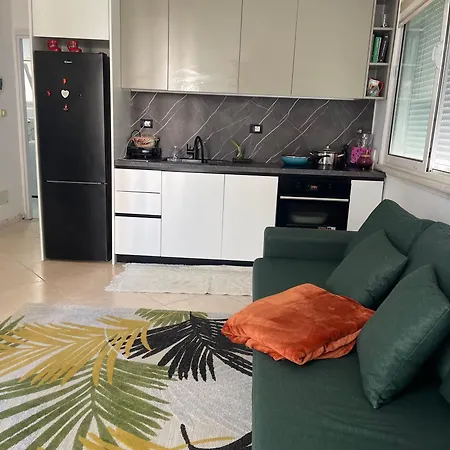 Apartament Qerret Amelia *